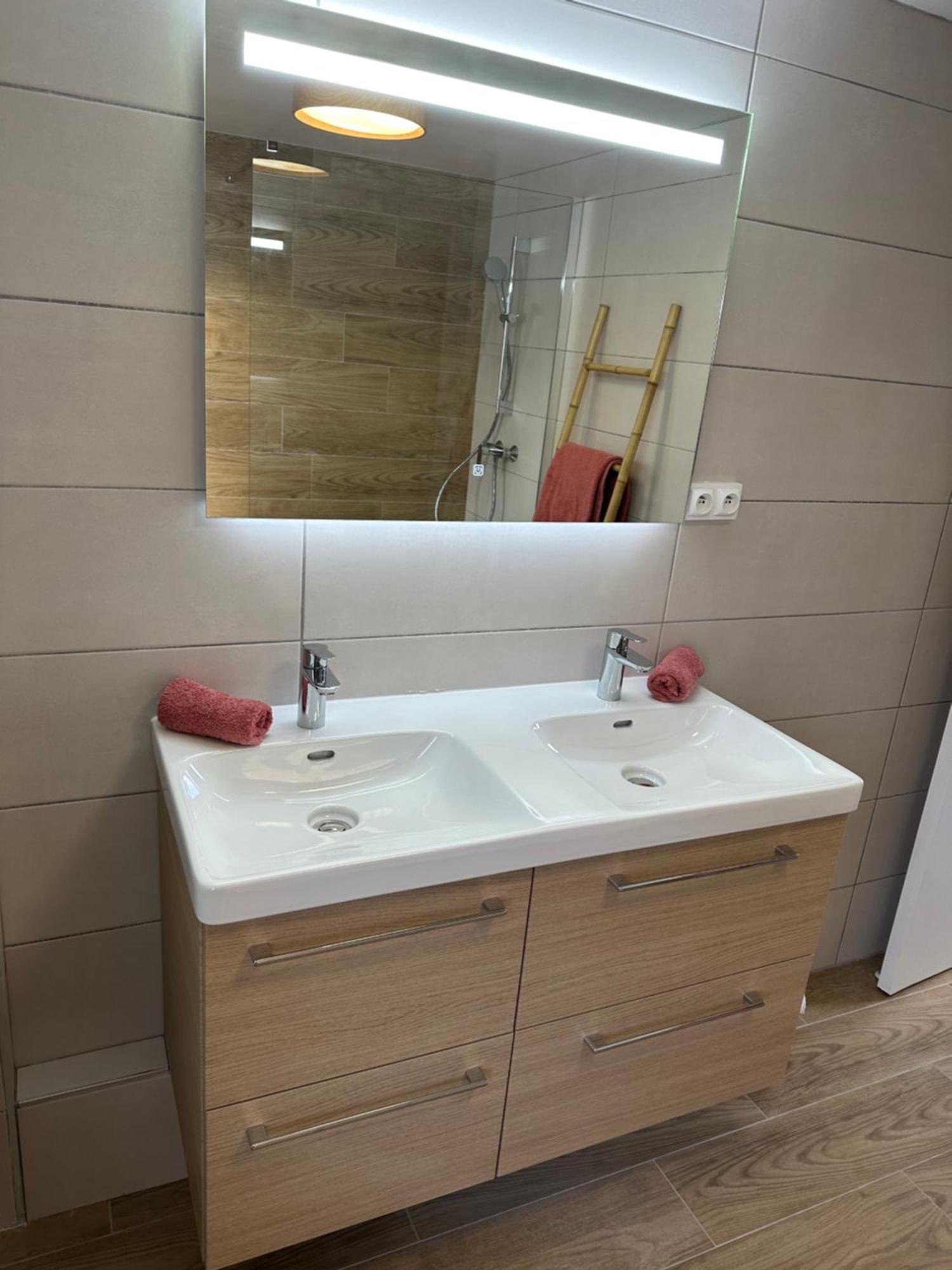 Maison Nombreux Couchages, 13 Lits, 3 Sdb, Exterieur 博格斯 外观 照片